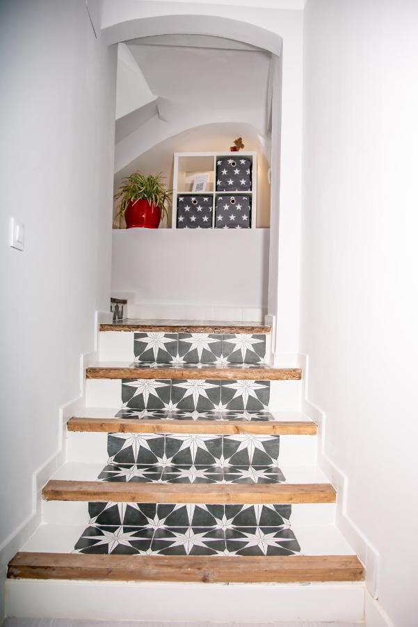 Apartments 4 You - "Plaza Mayor" - ลา นูเซีย ภายนอก รูปภาพ