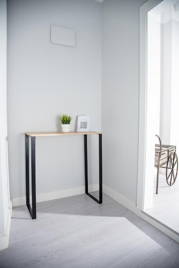 Apartments 4 You - "Plaza Mayor" - ลา นูเซีย ภายนอก รูปภาพ