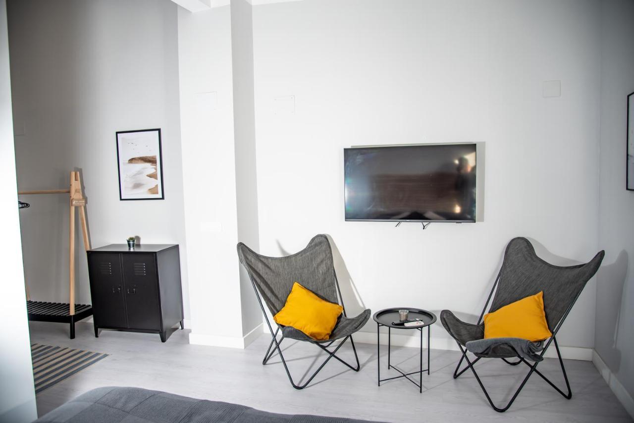 Apartments 4 You - "Plaza Mayor" - ลา นูเซีย ภายนอก รูปภาพ